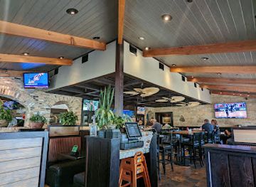 indiana/bloomington/restaurant/cheddar-s-scratch-kitchen