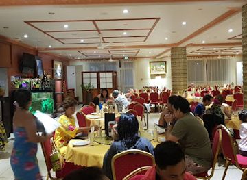 french-polynesia/moorea/restaurant/golden-lake-restaurant