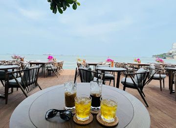 vietnam/vung-tau/front-beach/restaurant/ocean-house