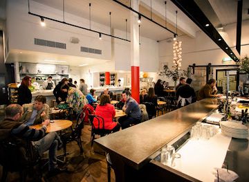 australia/melbourne/cbd-central-business-district/restaurant/cumulus-inc