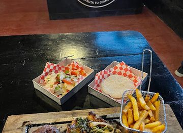 honduras/santa-rosa-de-copan/restaurant/los-childs