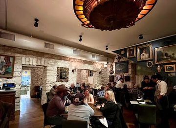 texas/enchanted-rock-state-natural-area/restaurant/alla-campagna