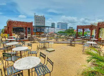 Cais Rooftop Lounge Bar