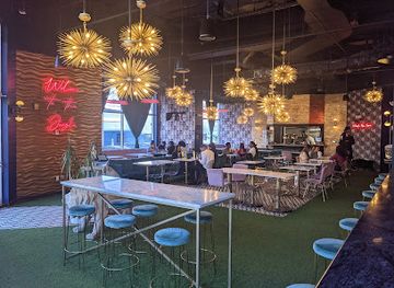 north-carolina/raleigh/glenwood-south/restaurant/wonderland-kitchen-cocktails