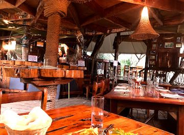 kenya/mount-kenya/restaurant/trout-tree-restaurant