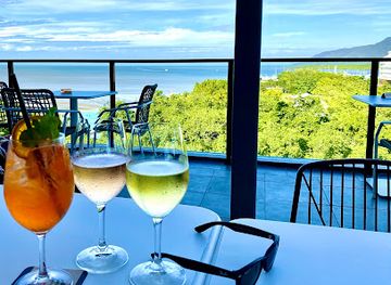 australia/cairns/restaurant/restaurant-oak-vine-cairns