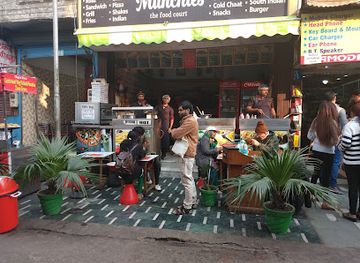 india/agra/sadar-bazaar/restaurant/munchies