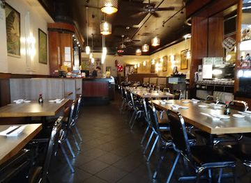 canada/halifax/spring-garden/restaurant/beyond-pho-halifax