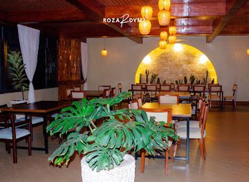 uganda/lango/restaurant/roza-dymz