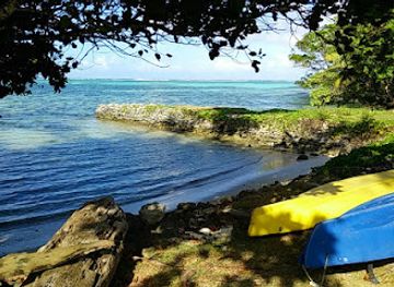 palau/ngardmau-waterfall/restaurant/okemii-deli-internet-cafe