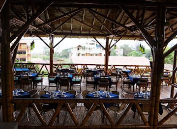 ecuador/highland-valleys/restaurant/originarios-bistro