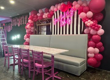 north-carolina/greensboro/restaurant/trust-kitchen-cocktails-pretty-girls-playground
