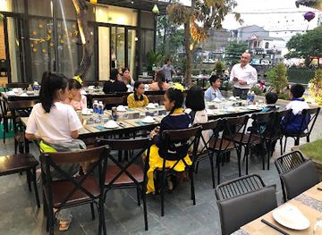 vietnam/hue/phu-huong/restaurant/tan-dong-duong-restaurant