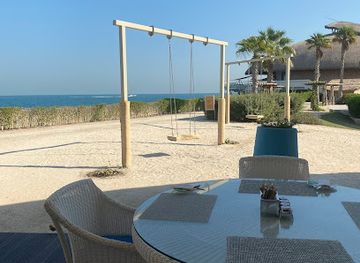qatar/zekreet-beach/restaurant/azraq-restaurant