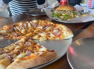 mongolia/zavkhan-river-valley/restaurant/the-broski