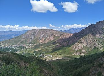 uzbekistan/chimgan-mountains/restaurant/arbat