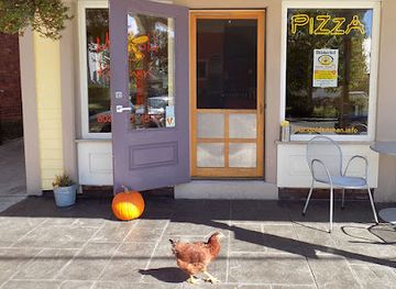 vermont/bennington/restaurant/marigold-kitchen-pizza