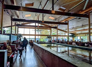 alabama/cotton-bayou/restaurant/gts-on-the-bay