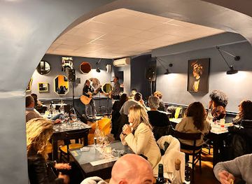 italy/genoa/carignano/restaurant/piano-b-comfort-food-drinks