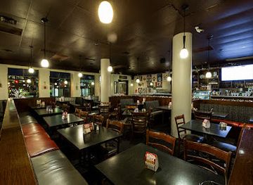 canada/halifax/restaurant/bluenose-ii-restaurant