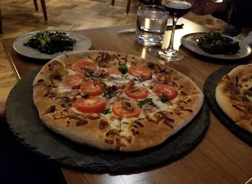 wisconsin/eau-claire/restaurant/the-informalist