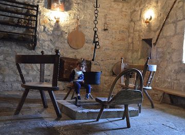 montenegro/old-herzegovina/restaurant/etterem-njegusiban