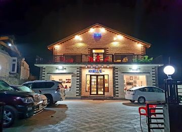 pakistan/ayubia-national-park/restaurant/62hills