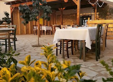 cyprus/governor-s-beach/restaurant/dragon-nest