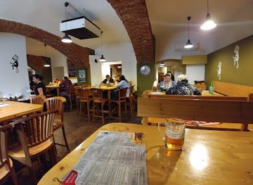 czechia/moravia/restaurant/pivni-opice