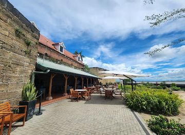 suriname/brokopondo/restaurant/baka-foto