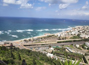 israel/haifa-beaches/restaurant/kalamaris