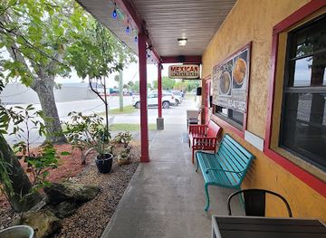 florida/lake-okeechobee/restaurant/los-cocos-mexican-restaurant