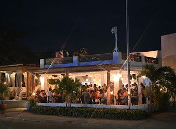 turks-and-caicos-islands/middle-caicos/restaurant/aziza-restaurant-lounge-turks-caicos-providenciales