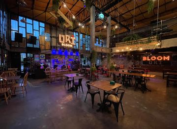 thailand/surat-thani/restaurant/bloom-urt-suratthani