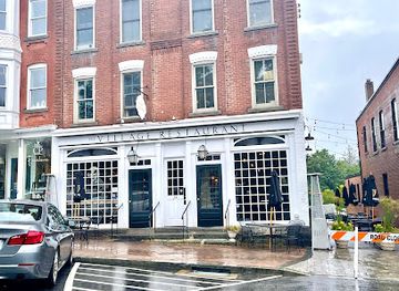 connecticut/litchfield-hills/restaurant/the-village-restaurant