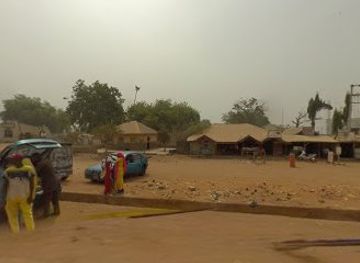 niger/goure/restaurant/z-royalty-eatery