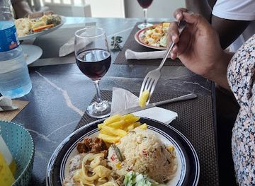 cabo-verde/praia/restaurant/waka-waka