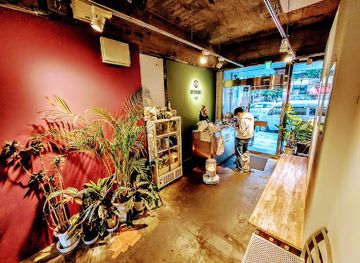 japan/osaka/restaurant/optimus-cafe