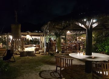 antigua-and-barbuda/redonda/restaurant/casa-roots-beach-food-drinks