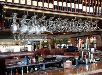 alabama/auburn/restaurant/hamilton-s-on-magnolia