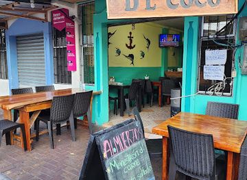 ecuador/puerto-baquerizo-moreno/restaurant/d-l-coco