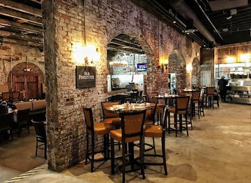 ohio/dayton/restaurant/troll-pub-at-the-wheelhouse