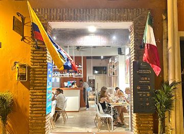 colombia/cartagena/getsemani/restaurant/la-rumba-lounge-bar