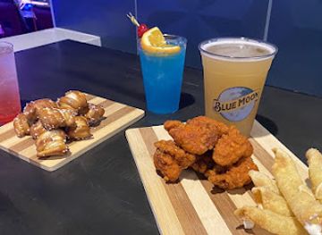 kentucky/newport/restaurant/smiley-s-bar-grille-at-newport-racing-gaming