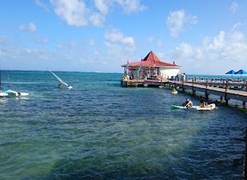 colombia/san-andres-island/restaurant/la-bruja