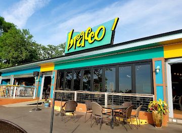 iowa/historic-hills-scenic-byway/restaurant/bracco-lake-okoboji