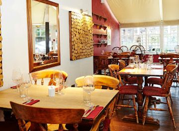 united-kingdom/buckinghamshire/restaurant/the-old-thatched-inn