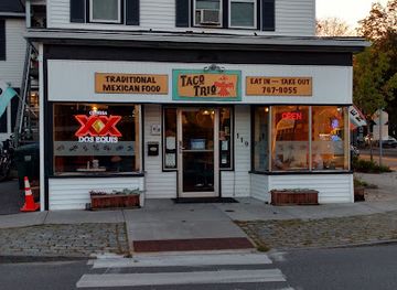 maine/south-portland/restaurant/taco-trio