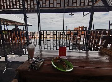 indonesia/south-papua/restaurant/beach-view-cafe-resto