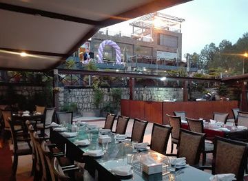 pakistan/gandhara/restaurant/the-monal-islamabad